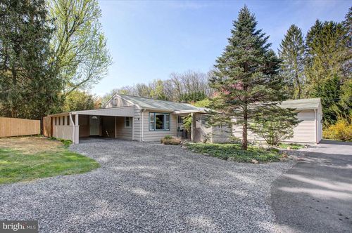 15586 Myers Dr, FORT LOUDON, PA, 17224-9764 | Card Image