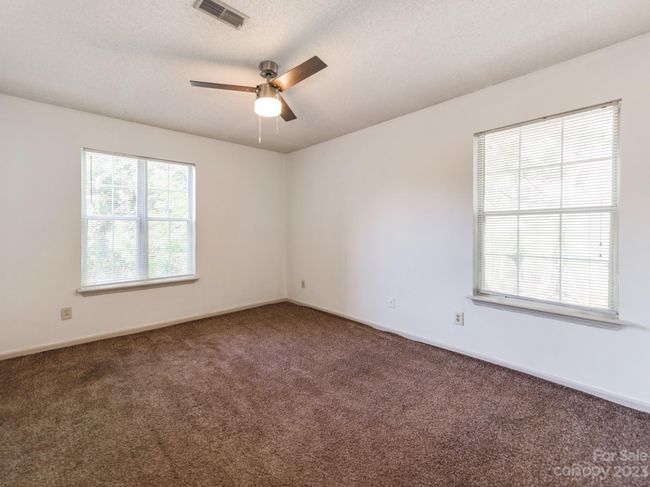 2946 Iron Gate Lane, Condo with 2 bedrooms, 2 bathrooms and null parking in Charlotte NC | Image 16