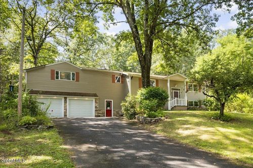 165 Redmond Rd, Gansevoort, NY, 12831-1018 | Card Image