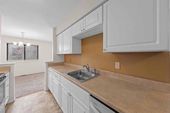 110 Sycamore Dr, Condo with 2 bedrooms, 2 bathrooms and null parking in Middletown NY | Image 15