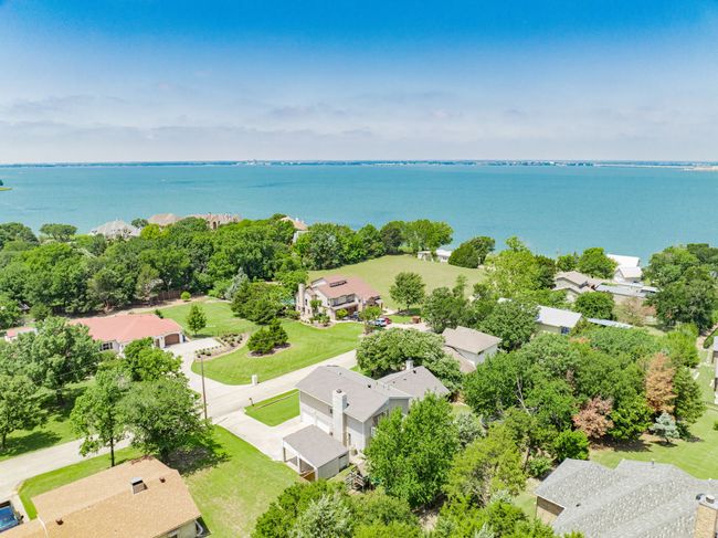 806 Twin View St, House other with 4 bedrooms, 3 bathrooms and null parking in Heath TX | Image 6