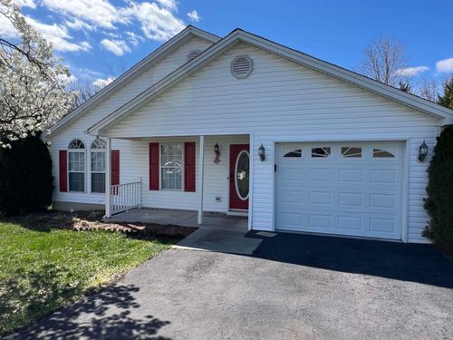 85 Somerset Dr, WEYERS CAVE, VA, 24486-2442 | Card Image