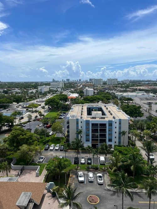 a1405-1470 Ne 123rd St, North Miami, FL, 33161-6033 | Card Image