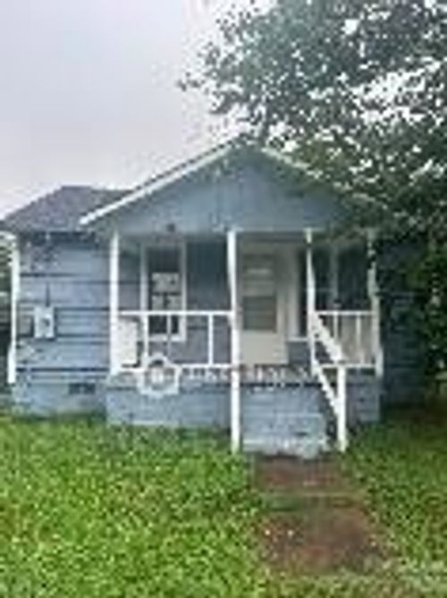 616 Goldsboro Ave, Statesville, NC, 28677-7038 | Card Image