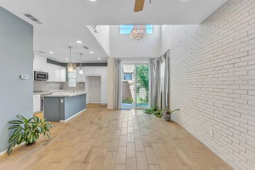 122-232 Paseo Gusto, Palm Desert, CA, 92211-5721 | Card Image