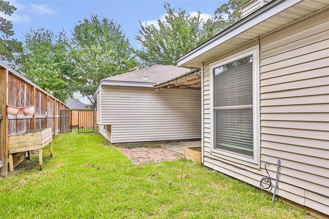 Side of home | Image 24