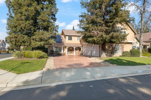 2011 Calimyrna Avenue, Clovis, CA, 93611 | Card Image