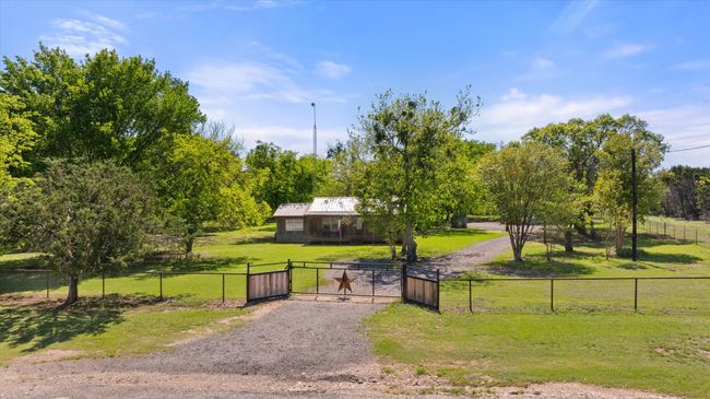 17011 Fm 56, House other with 2 bedrooms, 1 bathrooms and null parking in Kopperl TX | Image 25