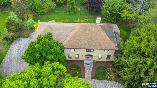 104 Shrewsbury Drive, Livingston, NJ, 07039 | Card Image