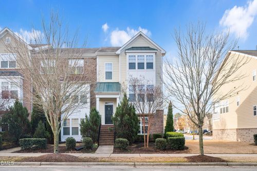 9312 Wooden Rd, Raleigh, NC, 27617-8214 | Card Image