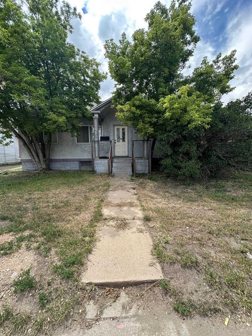 366 N 3rd St, Laramie, WY, 82072-3008 | Card Image