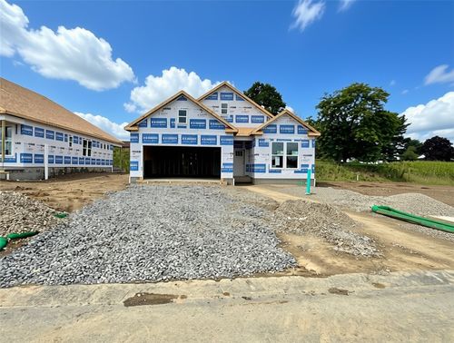 213 Muirfield Ct, Butler, PA, 16001 | Card Image