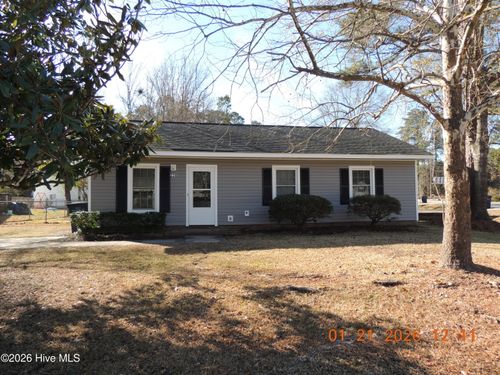 228 Lakewood Dr, Jacksonville, NC, 28546-4636 | Card Image