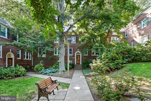 9482-1802 Key Blvd, ARLINGTON, VA, 22201-3225 | Card Image