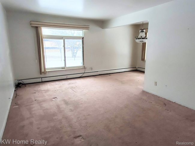 Living Room | Image 4