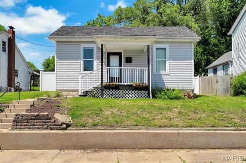 315 Williams St, Washington, MO, 63090-1916 | Card Image