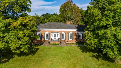 815 Lammermoor Dr, STAUNTON, VA, 24401-9143 | Card Image