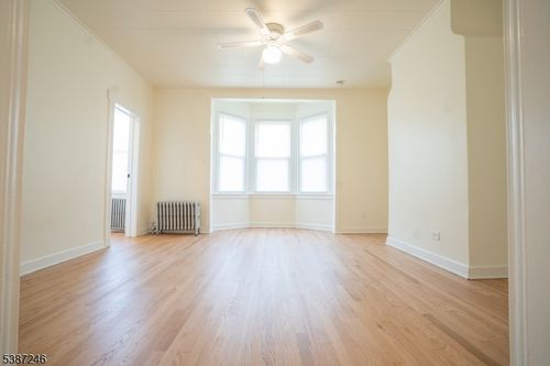 2-42 Lawrence St, Bloomfield, NJ, 07003-4605 | Card Image
