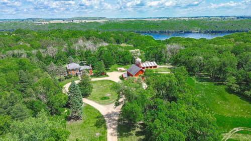 11253 Saint Croix Trl S, Hastings, MN, 55033-9498 | Card Image