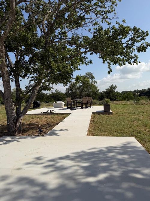232-232 Resort Ct, Fredericksburg, TX, 78624 | Card Image
