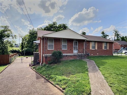 8209 Luree Ln, Hermitage, TN, 37076-2119 | Card Image