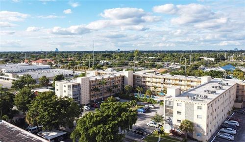 apt-205-2145 Pierce St, Hollywood, FL, 33020-4426 | Card Image
