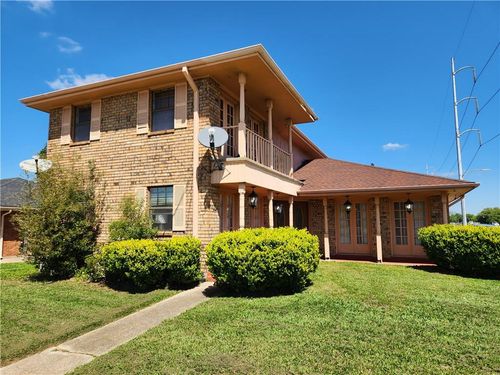 7501 Morrison Rd, New Orleans, LA, 70126-3010 | Card Image