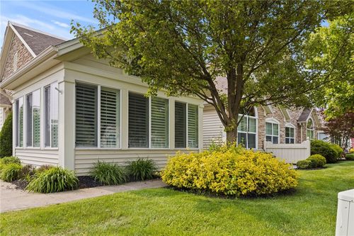 189 Maryview Dr, Webster, NY, 14580-8843 | Card Image