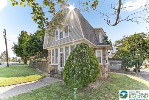 1004 E Susquehanna St, Allentown, PA, 18103-4256 | Card Image