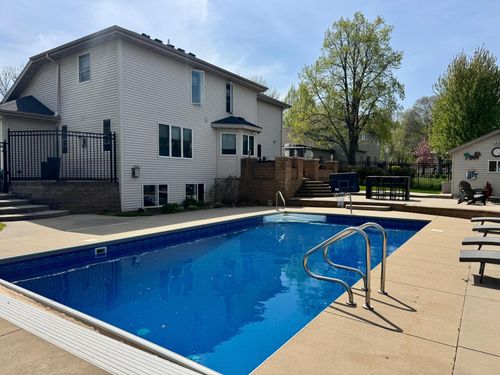 2667 Waterford Ct, Saint Cloud, MN, 56301-1716 | Card Image