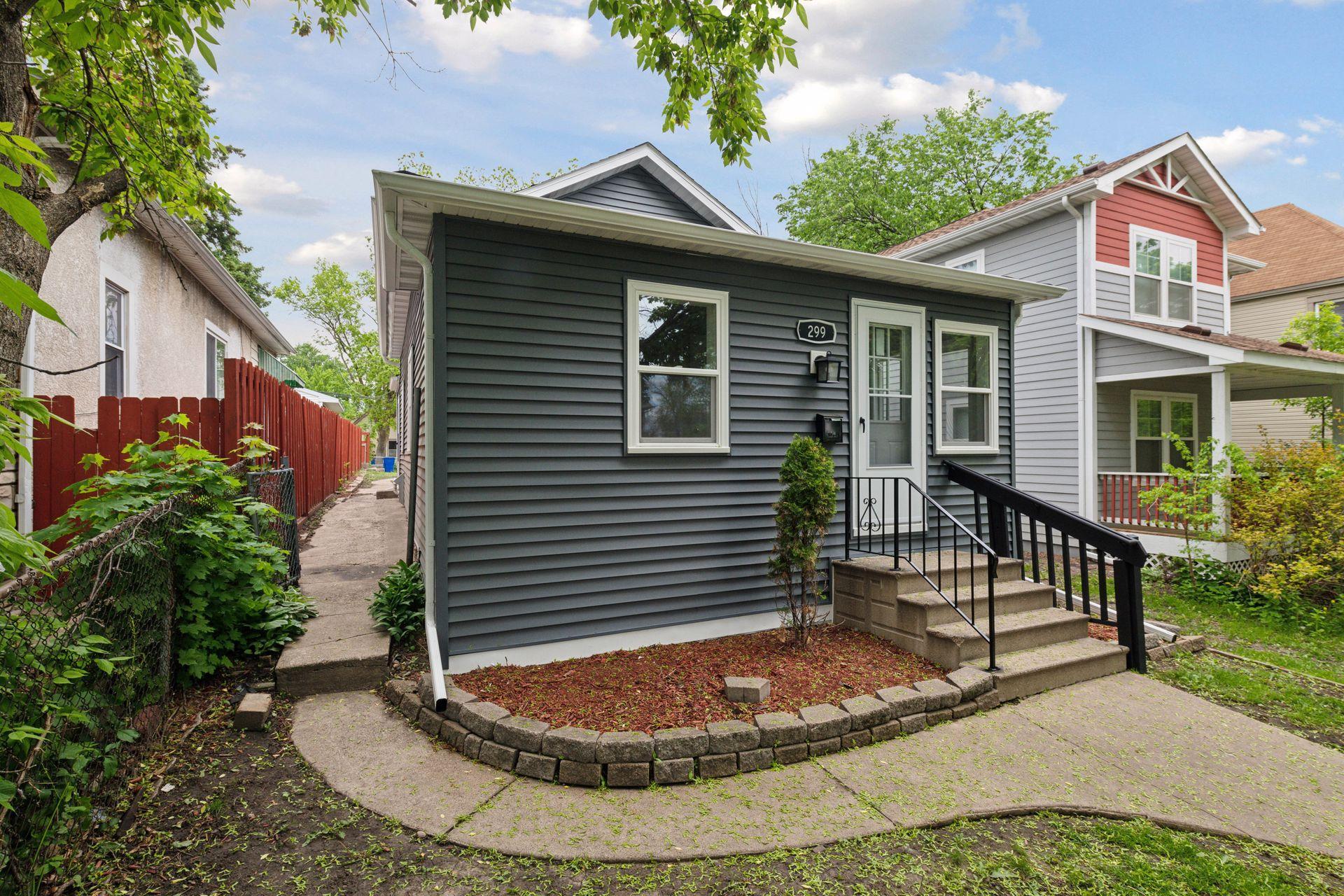 Charles Ave, Saint Paul, MN 55103