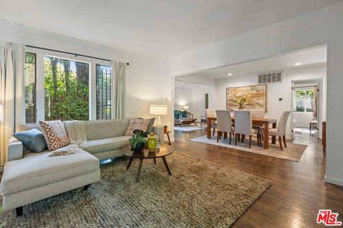 9039 Phyllis Ave, West Hollywood, CA, 90069-4408 | Card Image