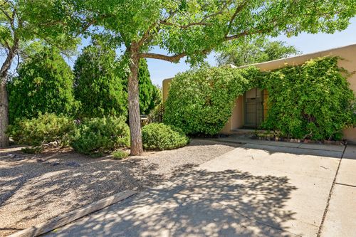 2091 Placita De Vida, Santa Fe, NM, 87505-5489 | Card Image
