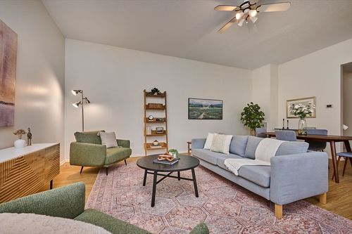 g2-26 Crescent St, Northampton, MA, 01060-2113 | Card Image