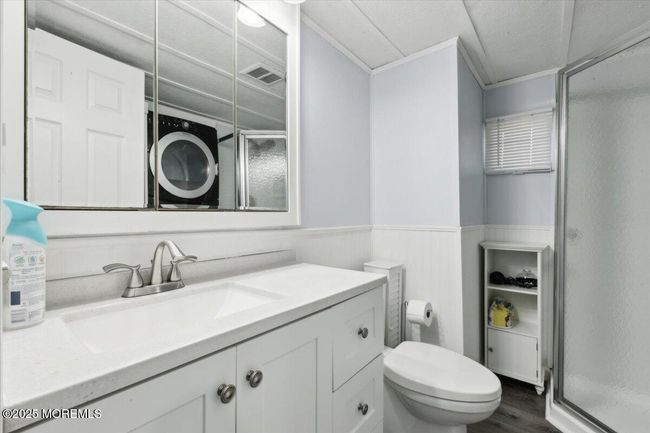 212 Roberts Rd, Home with 2 bedrooms, 1 bathrooms and 2 parking in Toms River NJ | Image 12