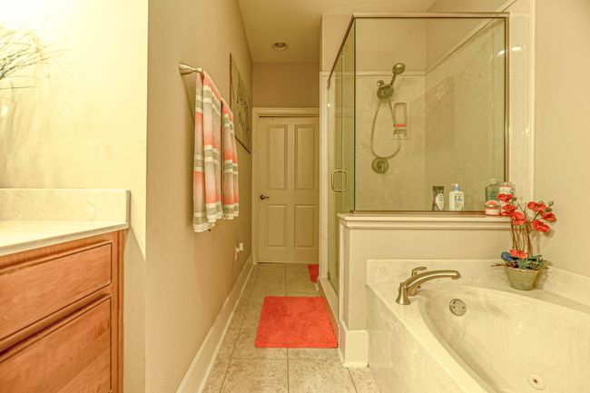 APT-202 - 621 Denmark Dr, Condo with 2 bedrooms, 3 bathrooms and null parking in Memphis TN | Image 9