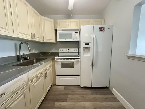 360-360 Camden P, West Palm Beach, FL, 33417-2035 | Card Image