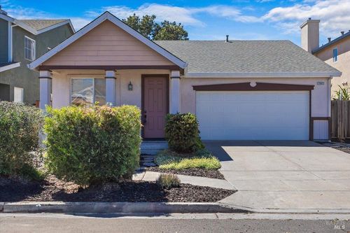 2863 Liscum Street, Santa Rosa, CA, 95407 | Card Image