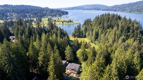 16 Sunflower Cir, Bellingham, WA, 98229-2765 | Card Image