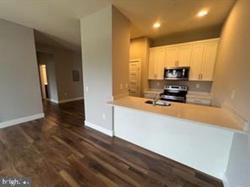 apt-232-228 S Mill Rd, KENNETT SQUARE, PA, 19348-3280 | Card Image