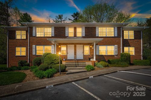 apt-3a-28 Capri Ln, Hendersonville, NC, 28791-2483 | Card Image