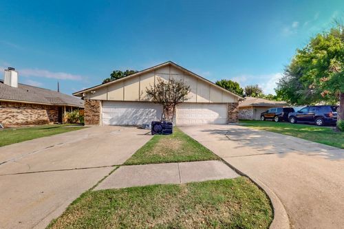 1015-1013 Vera Ct, Irving, TX, 75060-6158 | Card Image