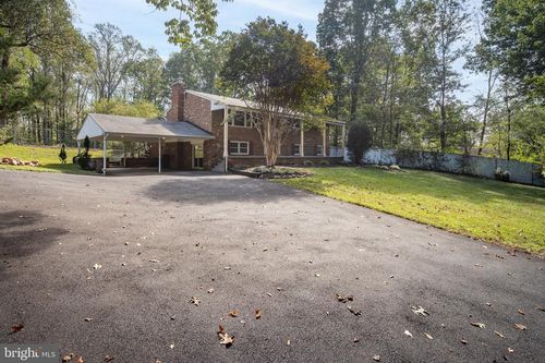 4509 Martinwood Dr, Haymarket, VA, 20169-2208 | Card Image