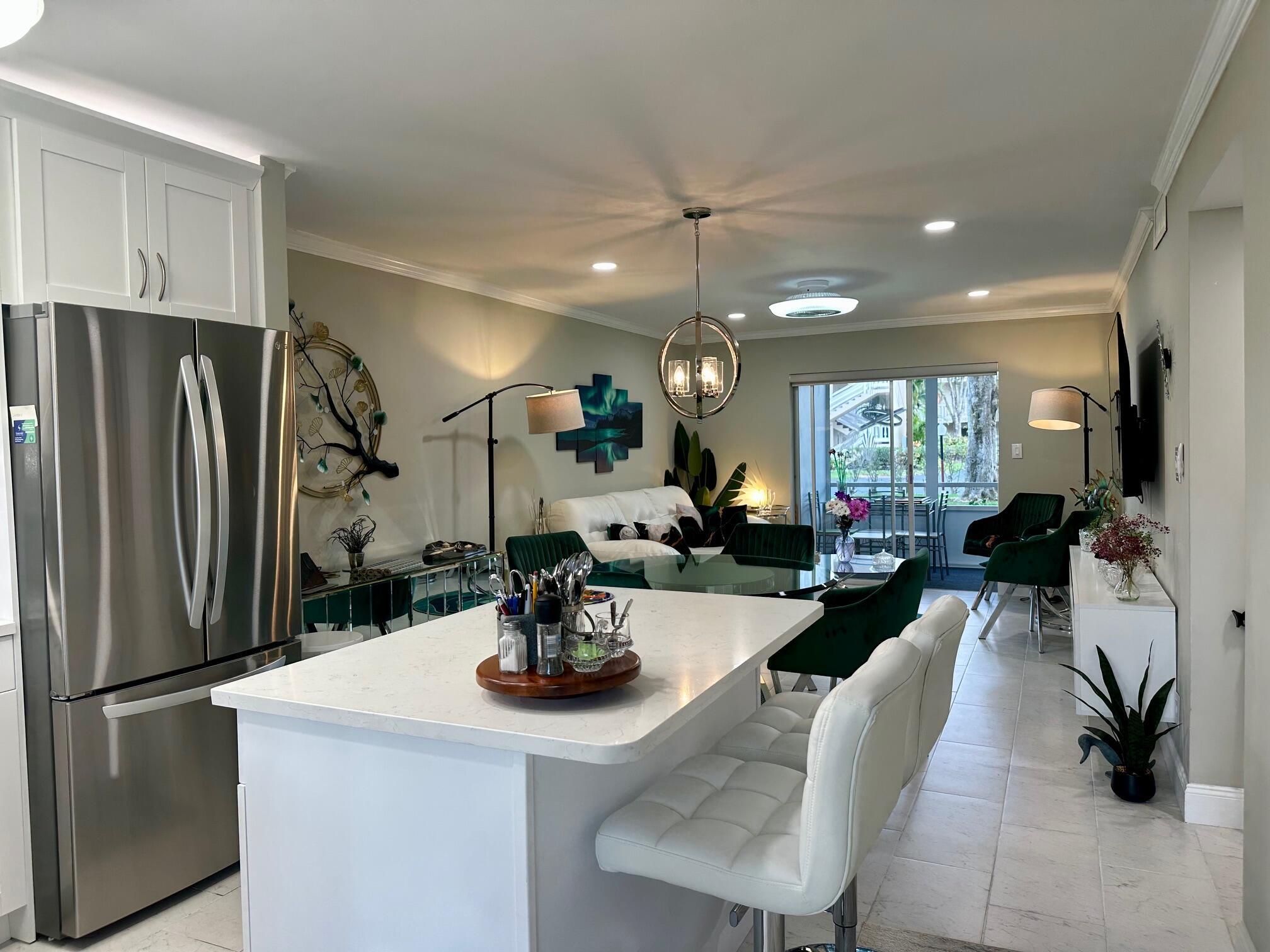 Residential Lease in Lake Worth 4