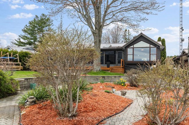 10 Henry Brown Crt, House other with 4 bedrooms, 2 bathrooms and 5 parking in Mallorytown ON | Image 9
