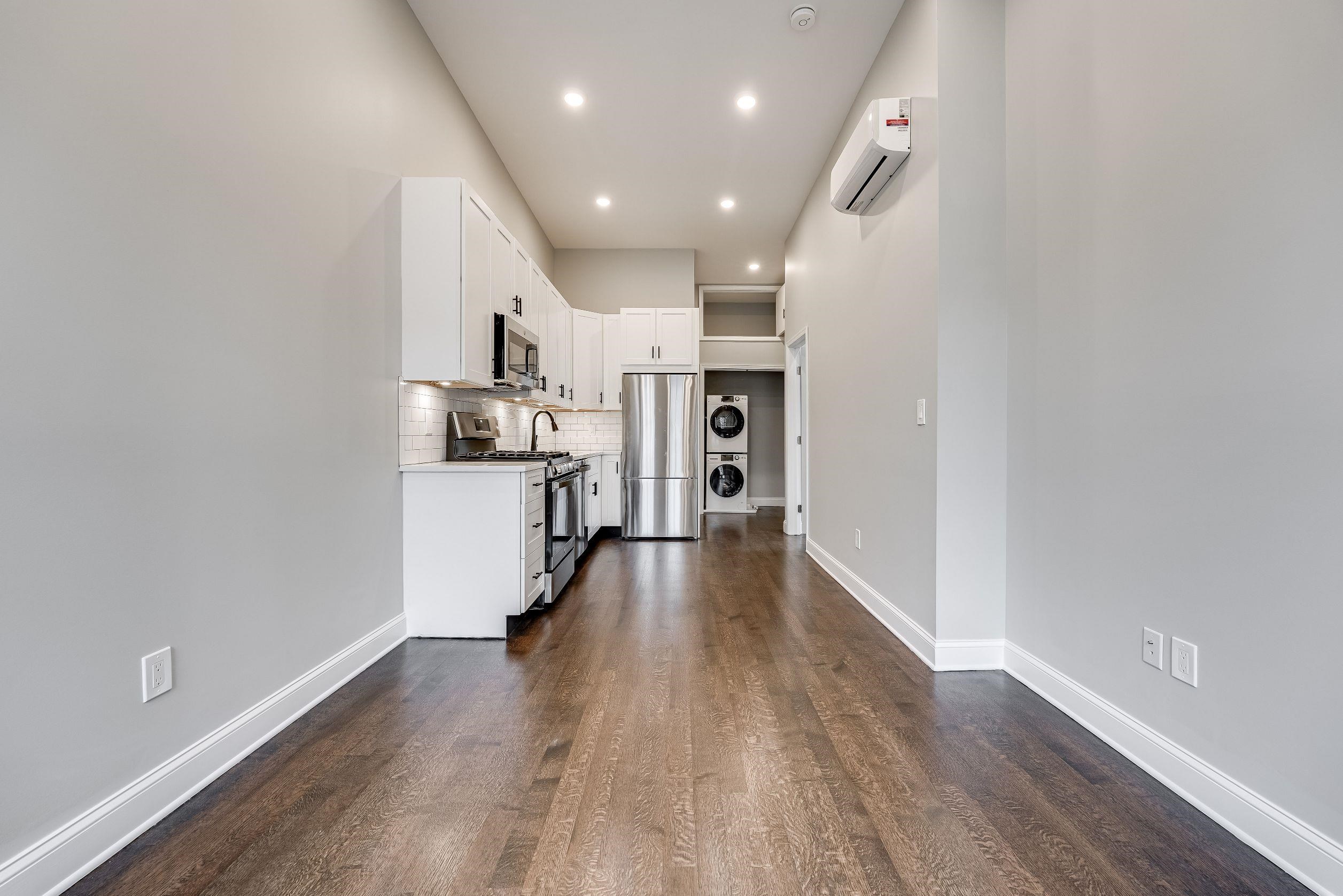 Residential Lease in JC, West Bergen 5