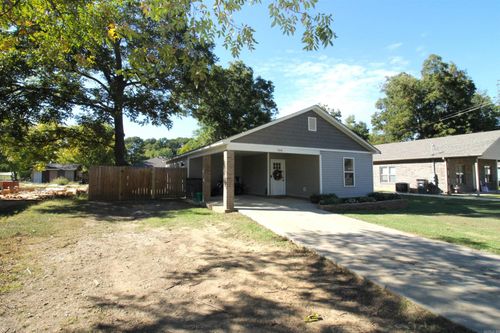 704 N 4th Street, Paragould, AR, 72450 | Card Image