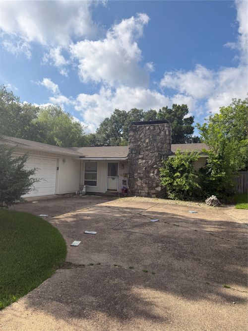 3210 Saint Croix Dr, Dallas, TX, 75229-2548 | Card Image