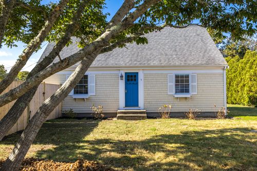 5 Circle Drive, Hyannis, MA, 02601 | Card Image