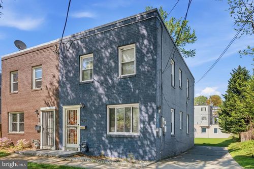 520 49th St Ne, WASHINGTON, DC, 20019-4709 | Card Image